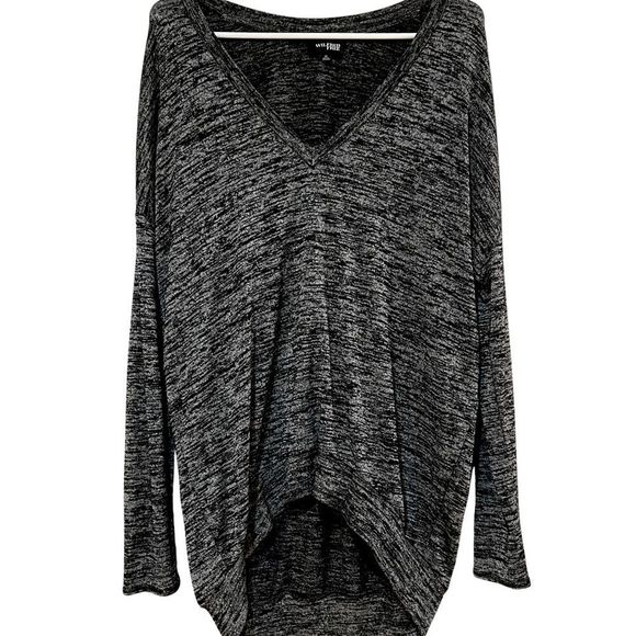 Aritzia Wilfred V-Neck Top XS [2/$40] - Picture 3 of 7